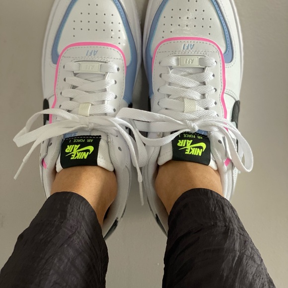 💓Nike Air Force 1💗 - Picture 3 of 8